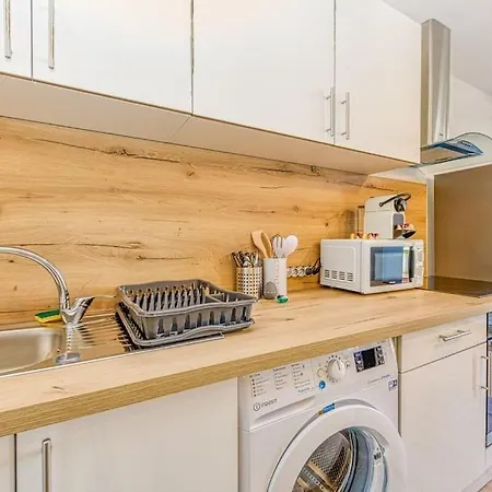 Apartment Belles Prestations, 3 Ch, Terrasse, Wifi Fibre Grenoble